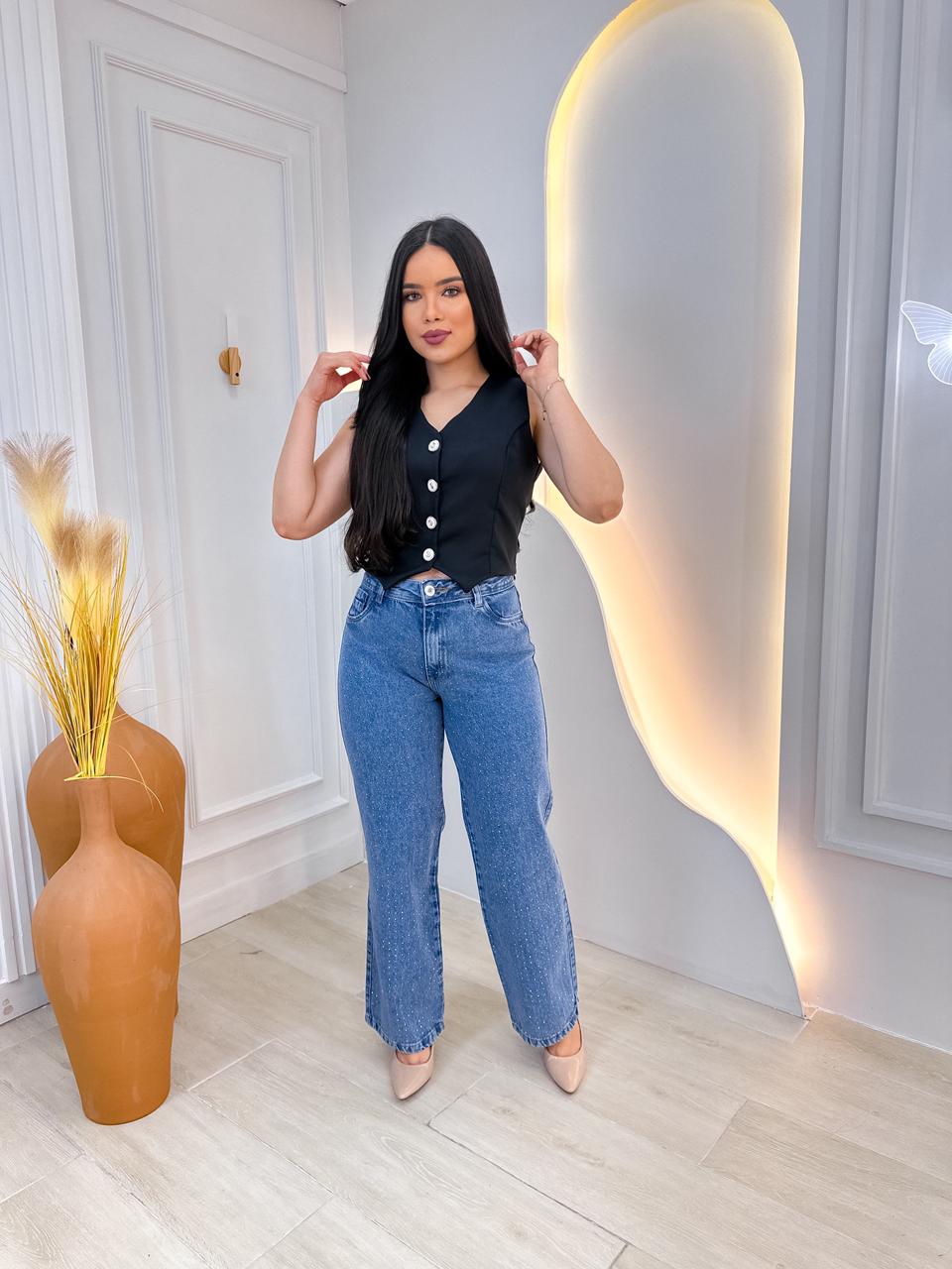 Calça Wide Leg Azul marmorizada com pedraria na frente 100% algodão.